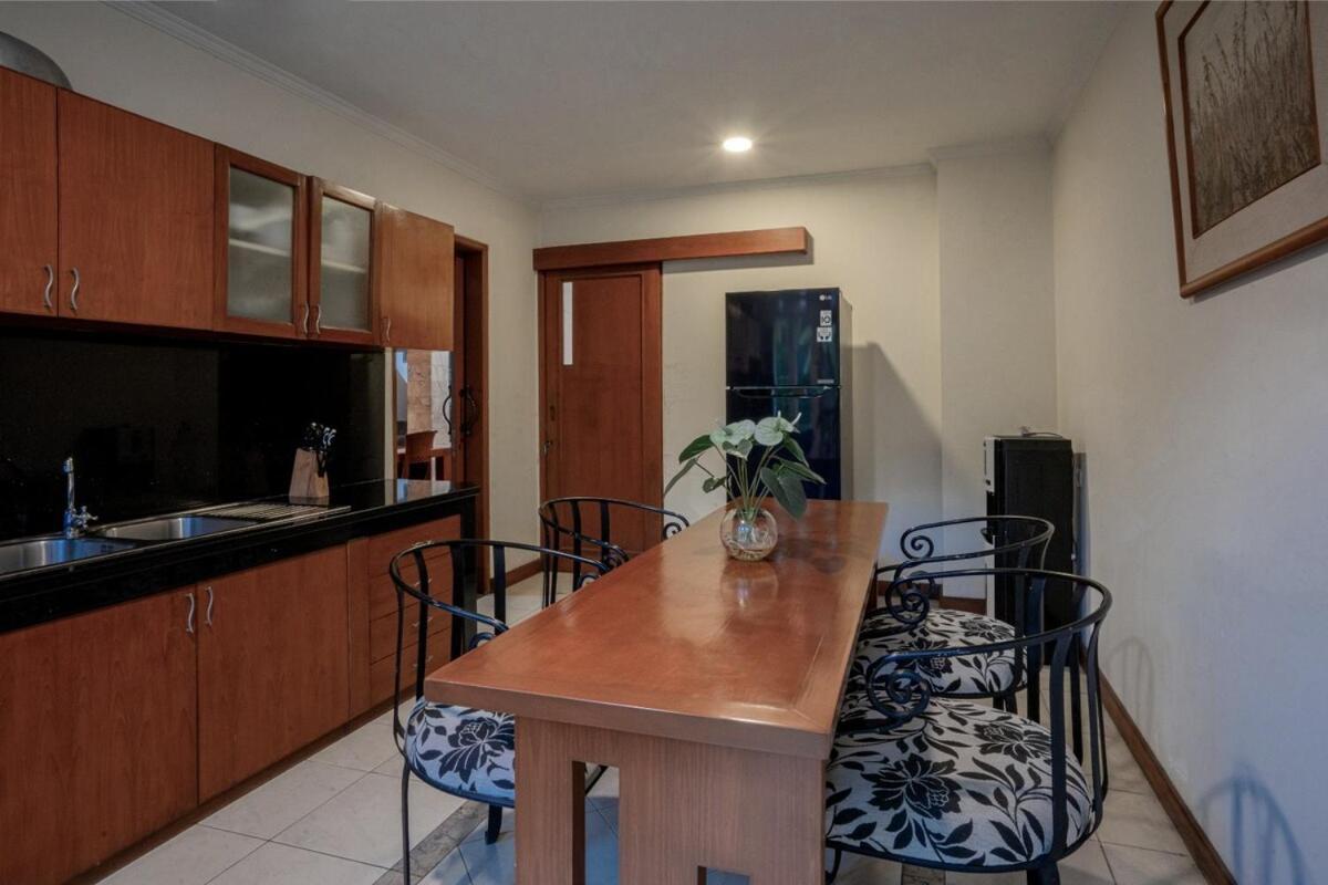 Pasteur Beautiful Luxury Home Bandung Buitenkant foto